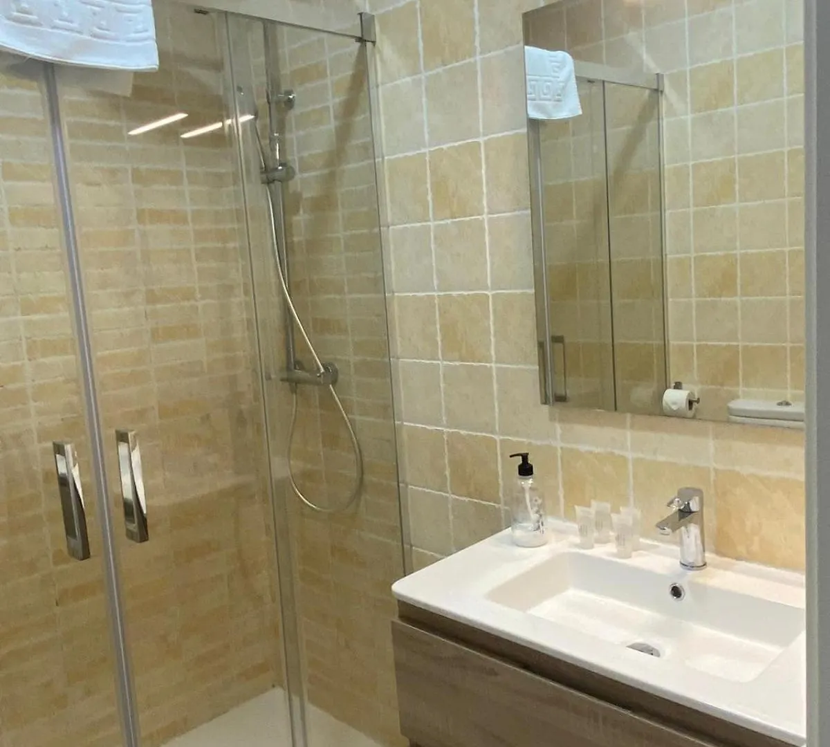 Apartamento Duplex Universo Tarifa-Parking-Wifi 0*, タリファ
