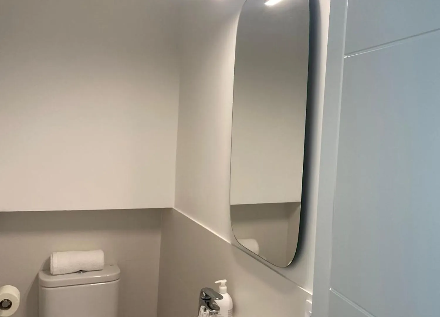 Apartamento Duplex Universo Tarifa-Parking-Wifi アパート